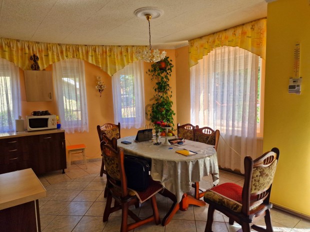 T�gas, 4 szob�s csal�di h�z az �n �j otthona v�rja!