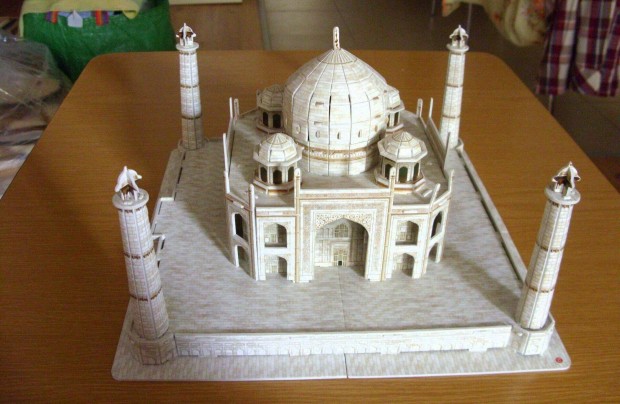 Taj Mahal 3D puzzle 28 x 28 x 17 cm