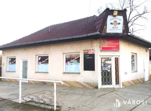 Takaros lak�ss� alak�that� sarki ingatlan