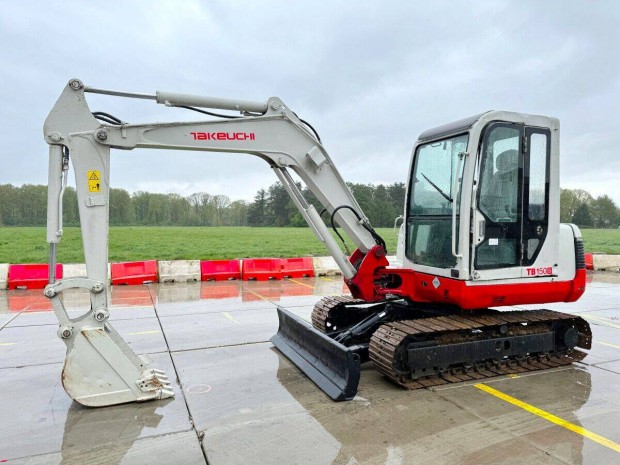 Takeuchi TB150S / 5.889 zemra / Lzing 20%-tl