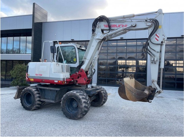 Takeuchi TB175W gumikerekes kotrgp / 11.807 zemra / Lzing