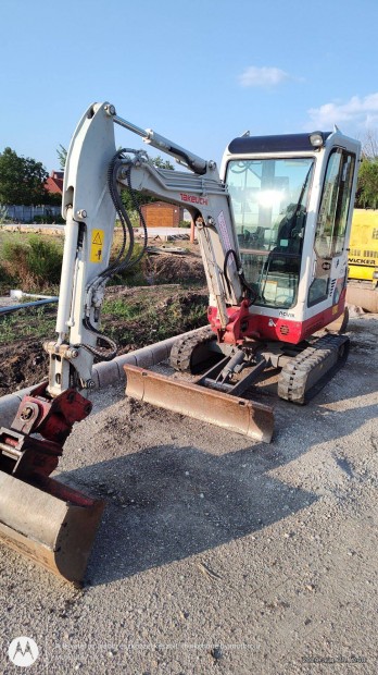 Takeuchi TB219 forg kotr sok kanllal