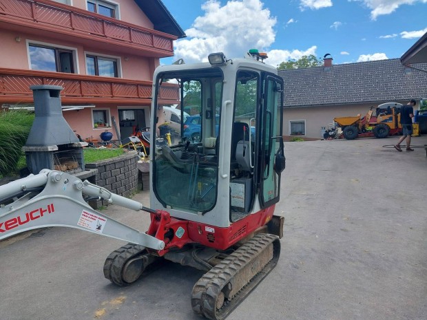 Takeuchi TB 216