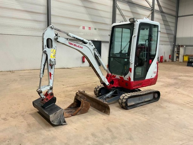 Takeuchi TB 216 Mini Kotr / 2.530 zemra / Lzing 20%-tl