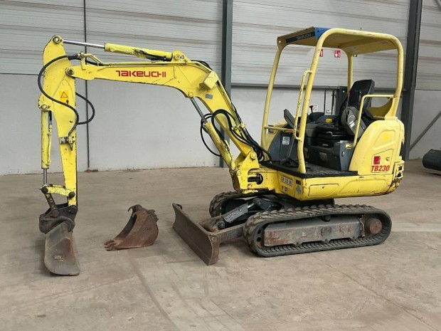 Takeuchi TB 230/ 3.082 h zemra / Lzing 20%-tl