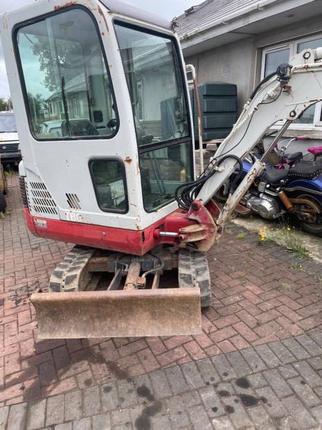 Takeuchi tb016 gumi lnctalpas roks