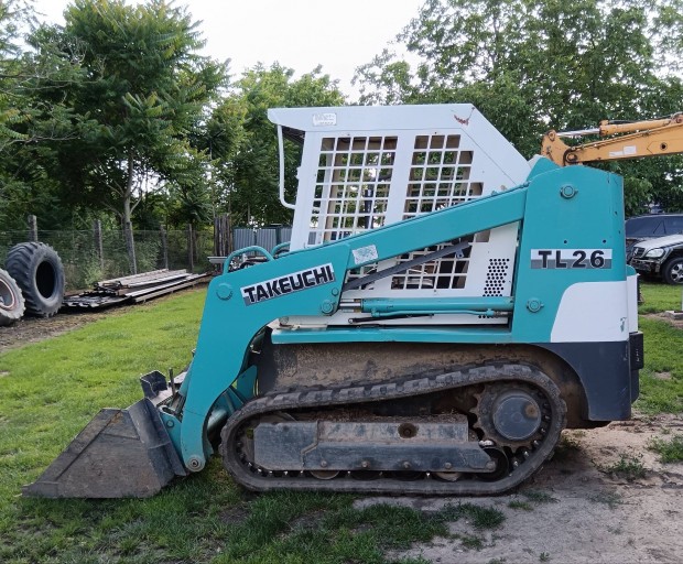 Takeuchi tl 26 cserlhet 