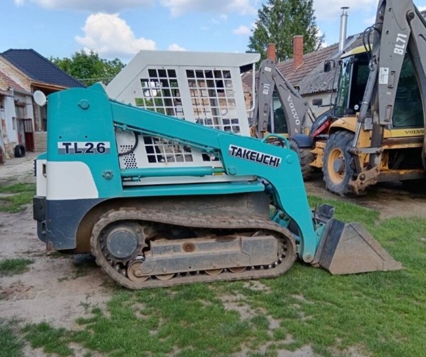 Takeuchi tl 26 cserlhet 