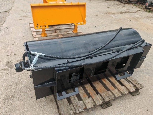 Talaj tömörítő padka henger úthenger Bobcat JCB CAT adapter