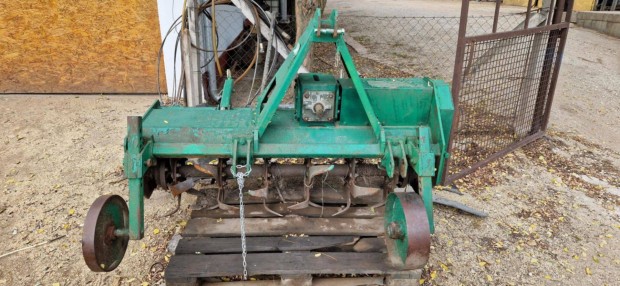 Talajmar� 160 cm sz�les