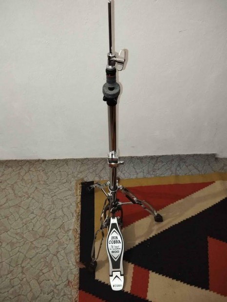 Tama Iron Cobra 600 lábcinállvány HH605
