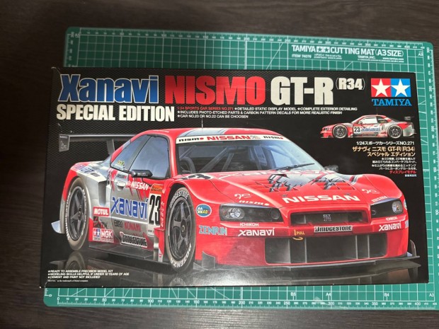 Tamiya Nissan Skyline GTR-R34 Xanavi Special Edition 1/24 Makett