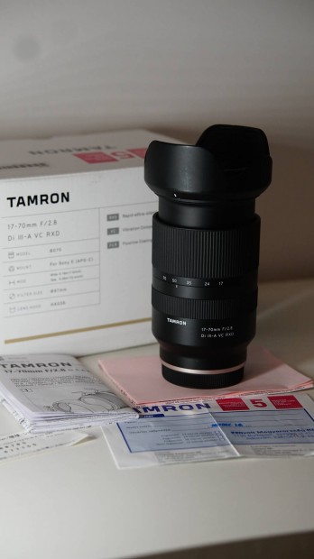 Tamron 17-70mm F/2.8 Di III-A VC RXD