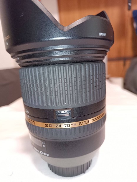 Tamron 24-70mm Ultrasonic Silent Drive objektív fix 2,8 fókusszal