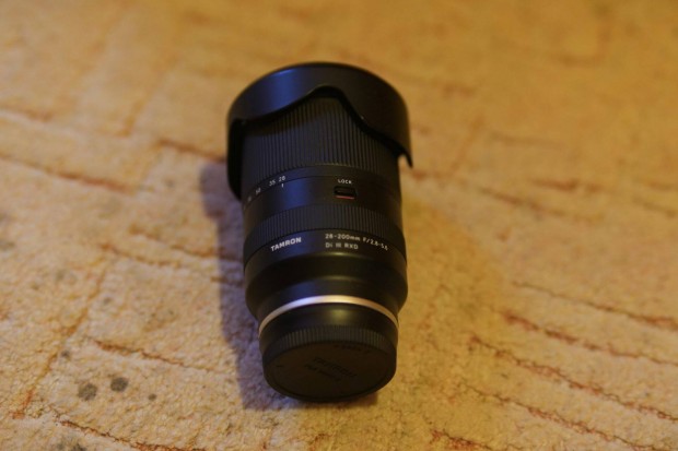 Tamron 28-200mm f/2.8-5.6 Di lll RXD Sony E + UV szűrő