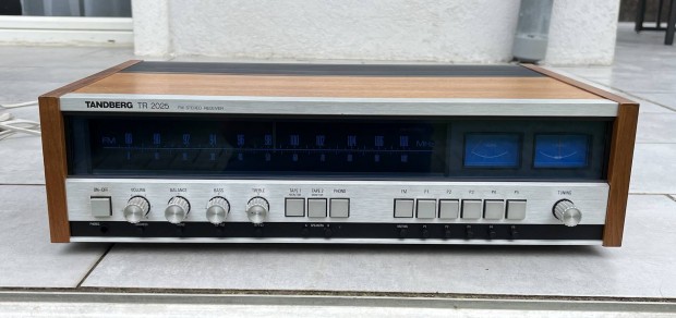 Tandberg TR2025 receiver