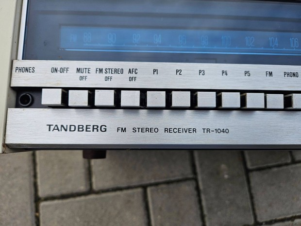 Tandberg receiver tr-1040