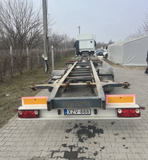Tandem ptkocsi csere felptmnyes