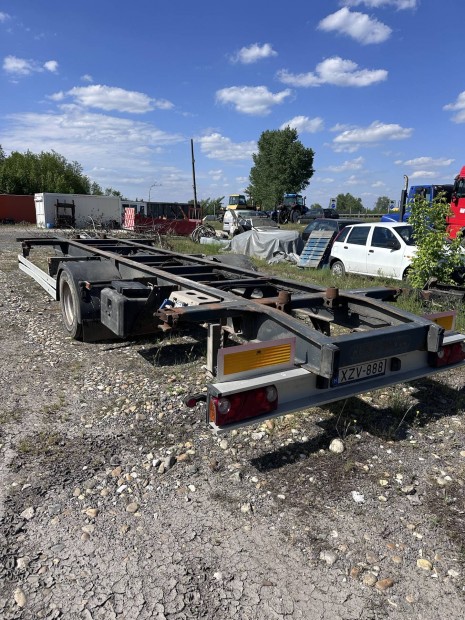 Tandem pótkocsi mtz Bálaszállító konténeres cserefelépitmény