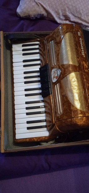 Tangóharmonika 80-as eladó