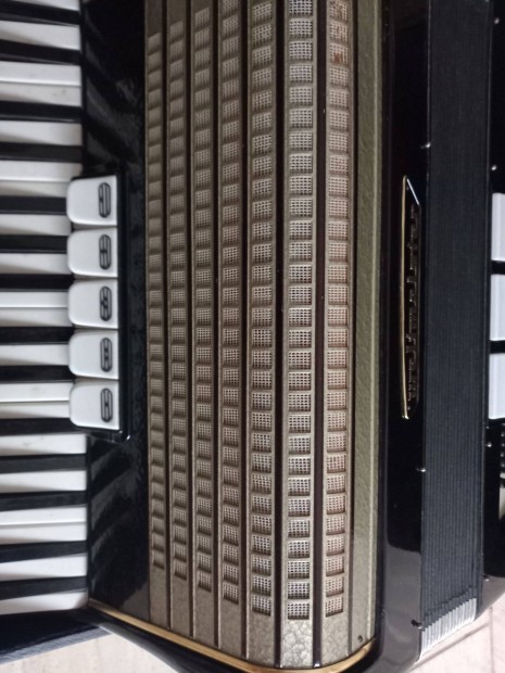 Tangoharmonika, harmonika