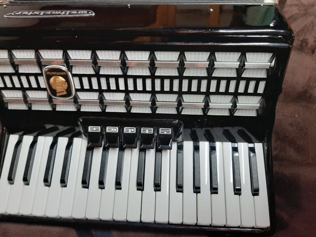 Tangharmonika harmonika