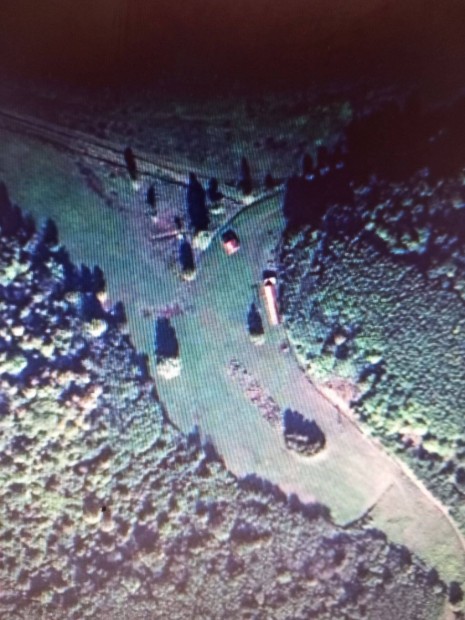 Tanya nagyon sz�p helyen Elad�