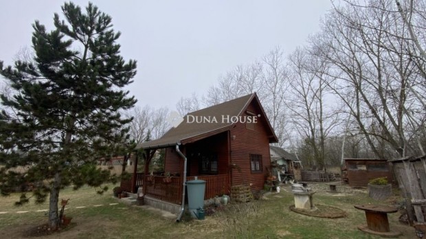 T�pi�bicskei 50 nm-es h�z elad�