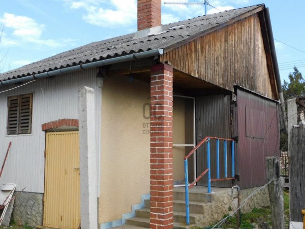 T�pi�szentm�rtoni elad� 23 nm-es h�z