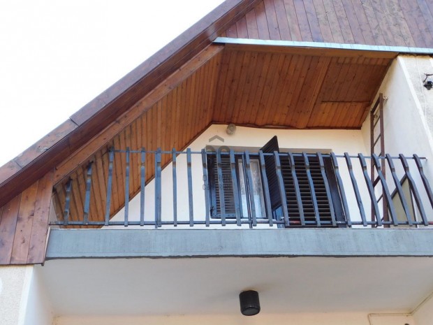 T�pi�szentm�rtoni elad� 44 nm-es h�z