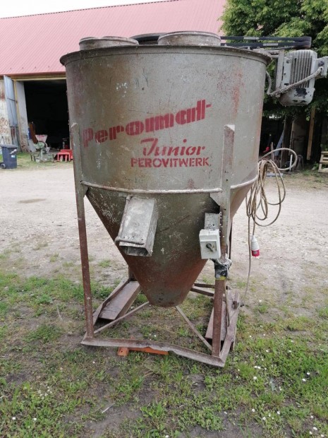 Tapkeverő 500 kg.-os