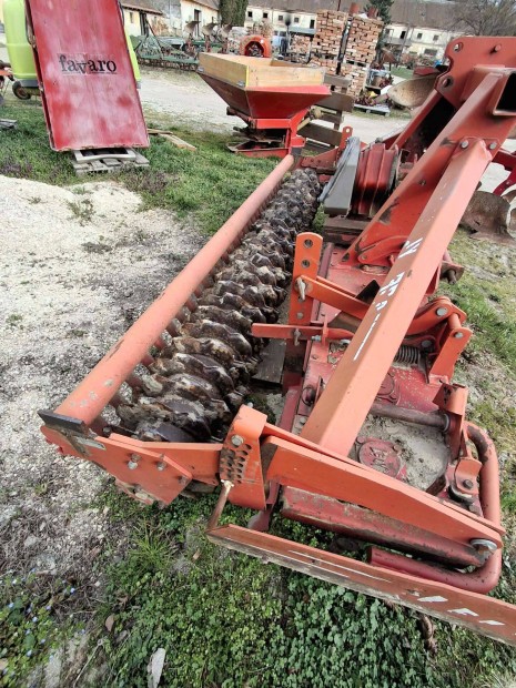 Tarajos 3 m�teres r�gt�r� henger