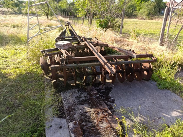 T�rcsa 2x11 leveles �s altalajlaz�t�