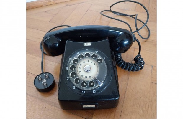 Trcss fekete telefon (CB667)