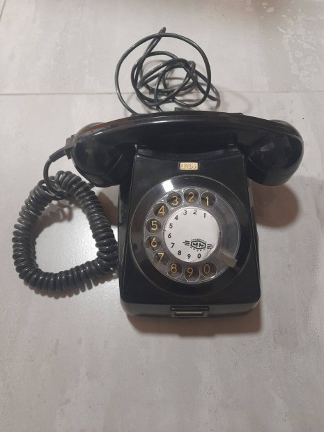 Trcss telefon , rgi telefonkszlk CB76MM