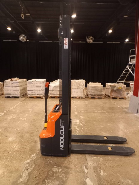 Targonca Gyalogksret targonca Elektromos Noblelift