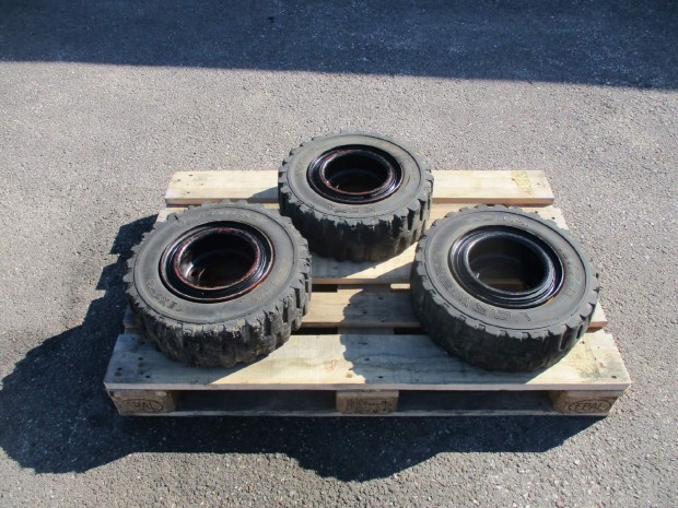 Targonca ker�k 18 x 7-8 gumi Jungheinrich (2975)