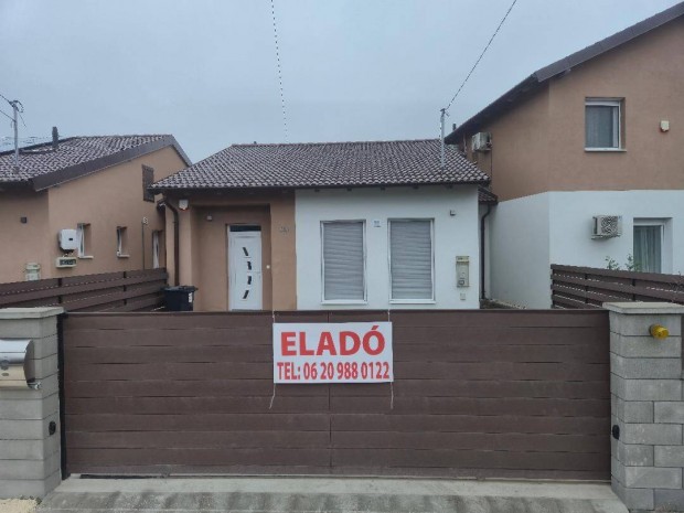 T�rnokon Geszteny�s utca 6/2 azonnal k�lt�zhet� 2023-ban �p�lt kertes