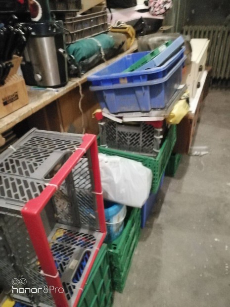 Tárolok mérettől függöen, a kiválsztott ár alku képes