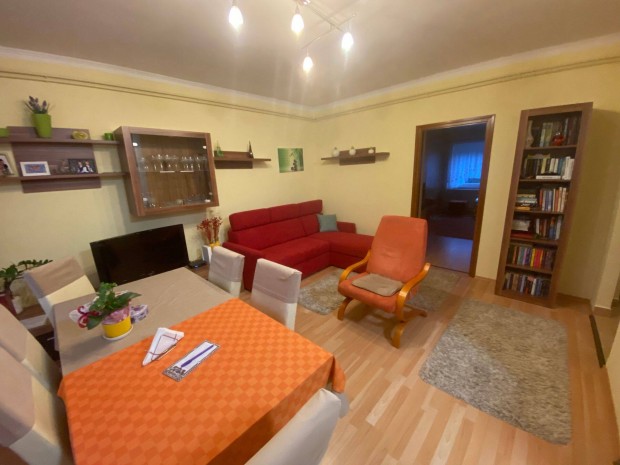 T�rsash�zi lak�s Veszpr�mben elad�