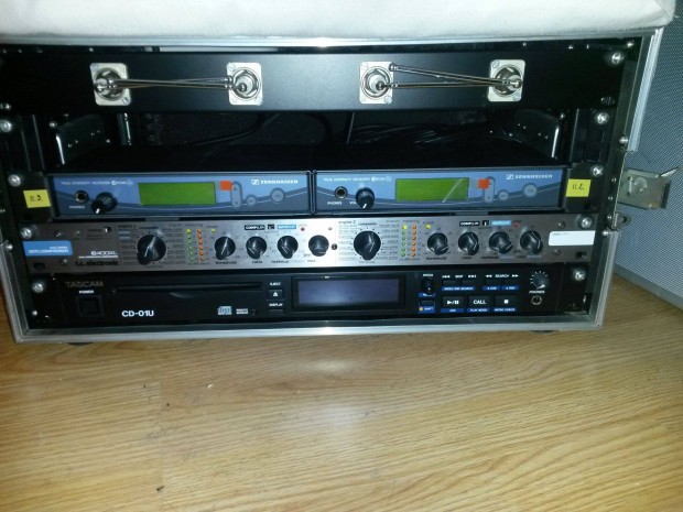 Tascam CD lejatszo CD-01U