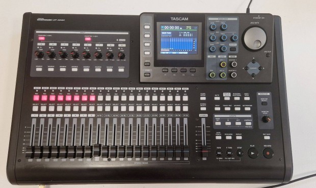 Tascam DP-32SD, hordozhat stdi, kifogstalan llapot