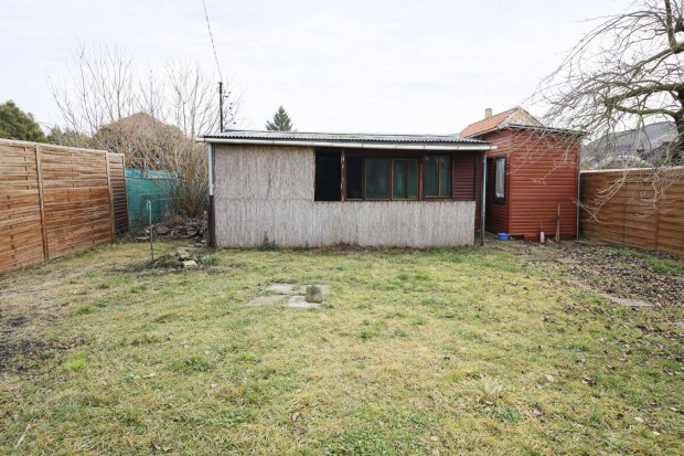 Tass �d�l�ter�lt�n a Dun�hz k�zel k�zm�ves�tett nyaral� elad�