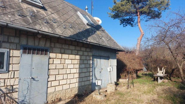Tata Grbics hegyi zrtkert