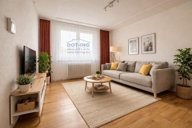 Tatab�nya, 2 szob�s   lak�s elad�