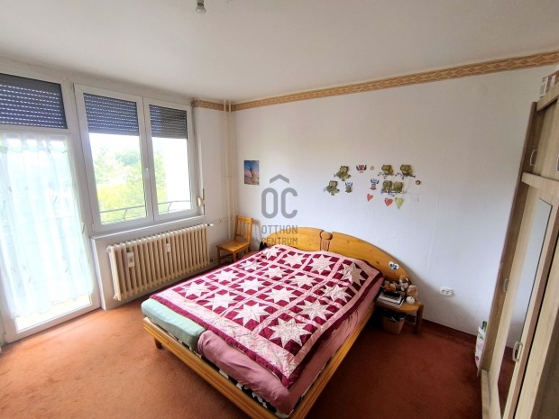 Tatab�nyai elad� t�gla t�rsash�zi lak�s