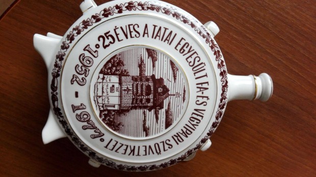 Tatai Jubileumi 1952-1977 Hollhzi porceln kulacs