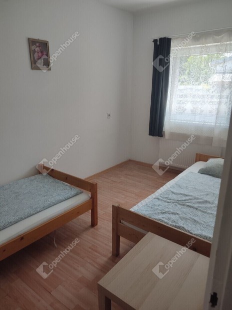 Tatai elad� 734 nm-es h�z