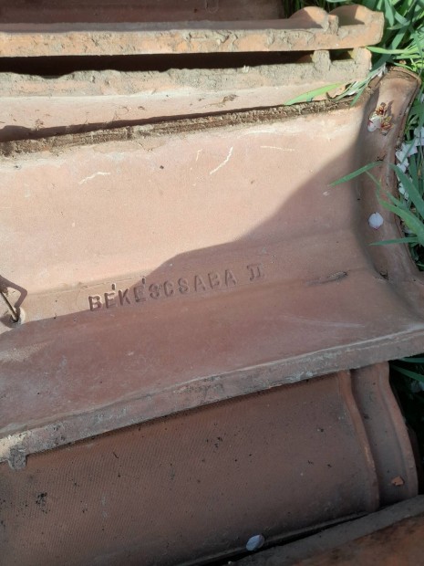 Tatai k�pcser�p �j bontott elad�