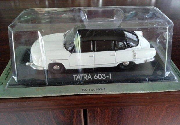 Tatra 603 -1 Cseh sorozatbol kisauto modell 1/43 Elad